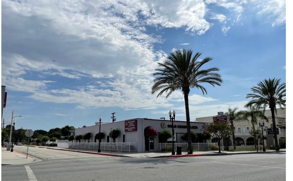 901 W Whittier Blvd, Montebello CA — exterior